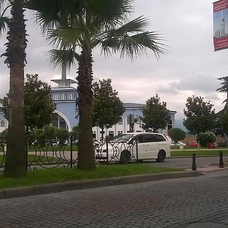 Apartment Melashvili 4 Батуми Екстериор снимка