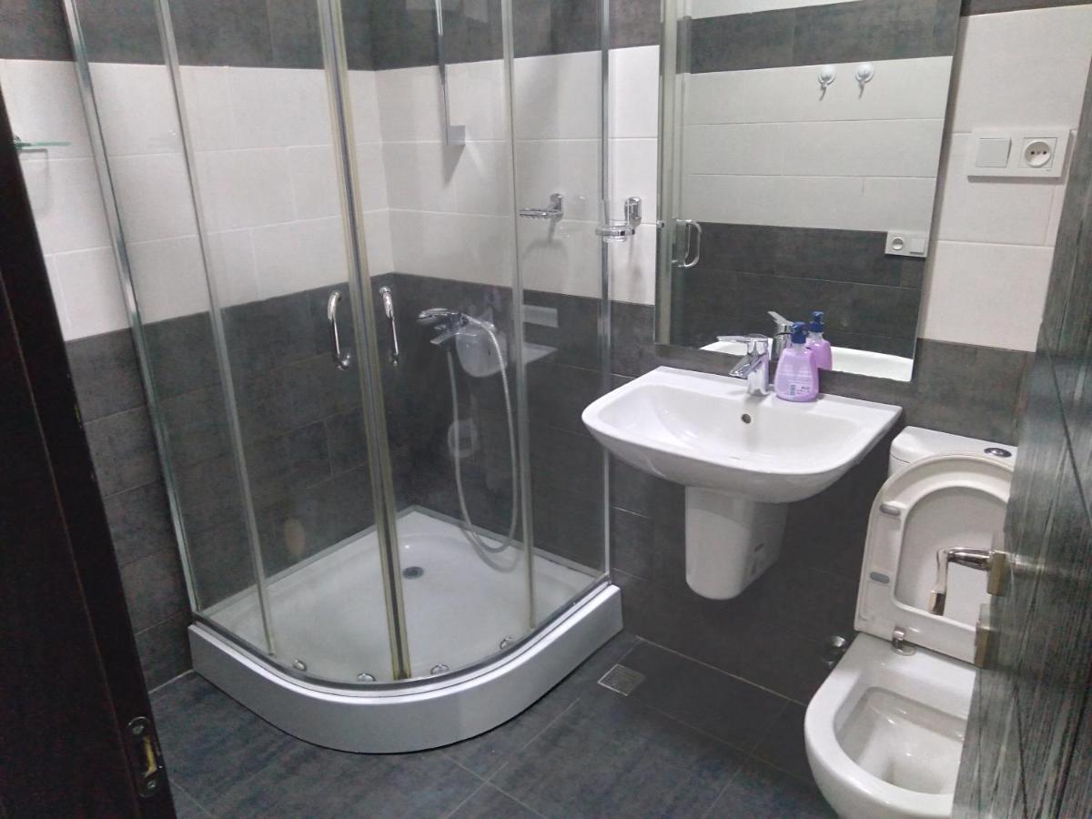 Apartment Melashvili 4 Батуми Екстериор снимка