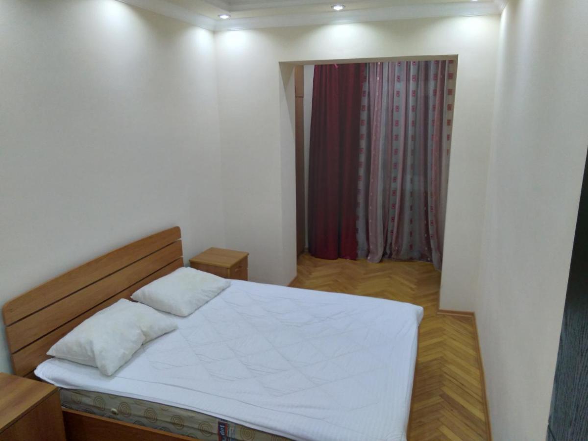 Apartment Melashvili 4 Батуми Екстериор снимка